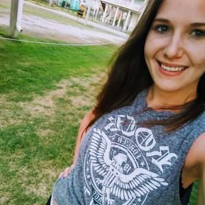 Meet your Posher, Kendra